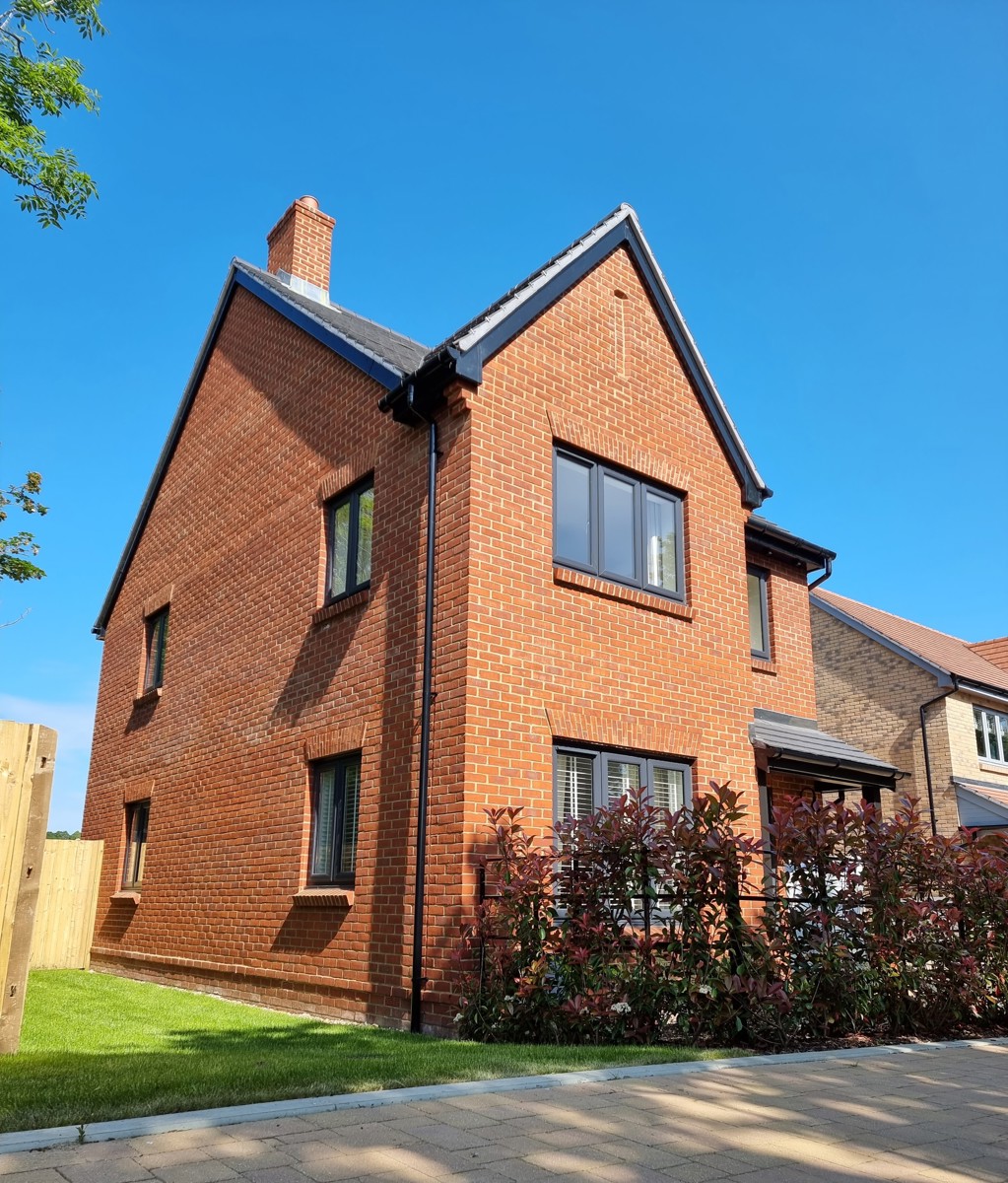 Bargate homes - Stoneham - bricks supplied by Elliotts 2