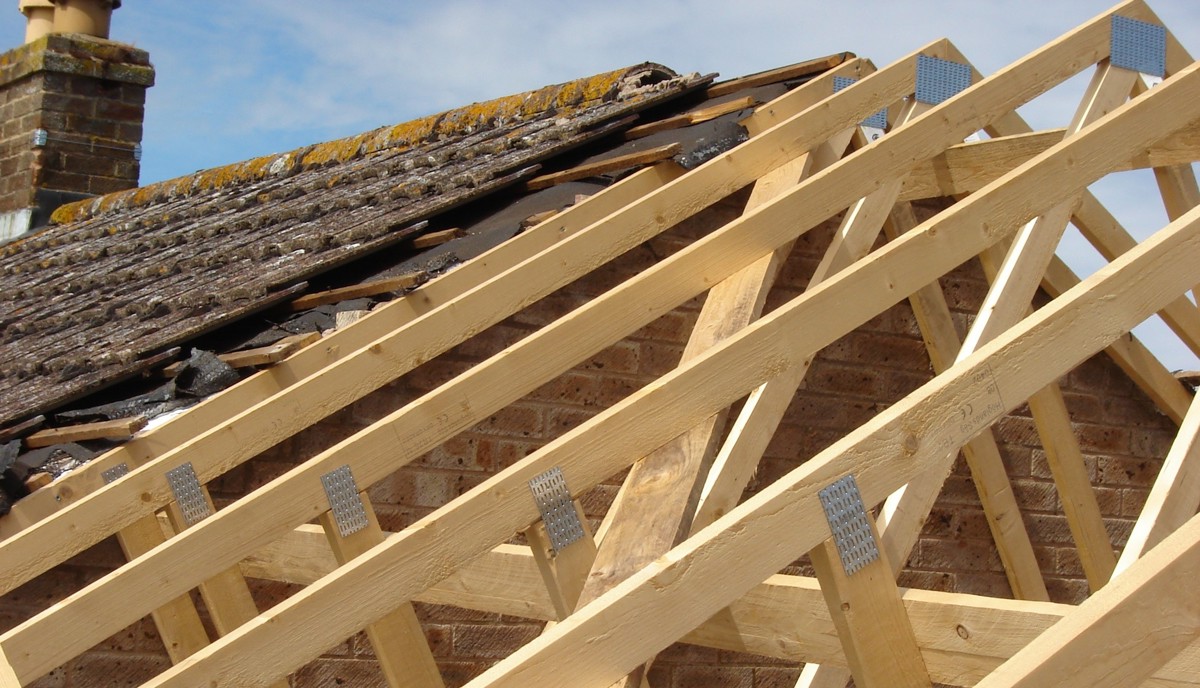 Matching an existing roof - trusses for double storey extensions